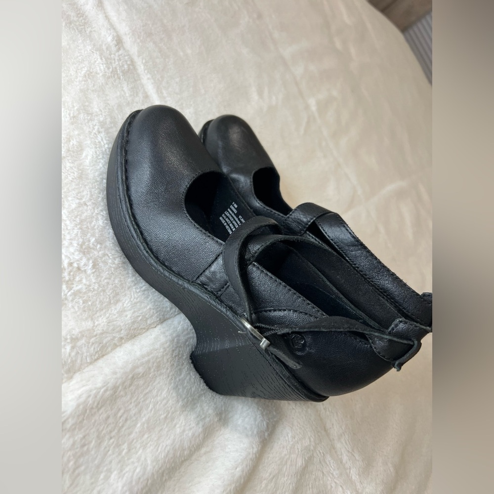 Born Black Wedge Heels Leather Cross Ankle Strap Ladies Shoes 7.5 - Picture 4 of 10